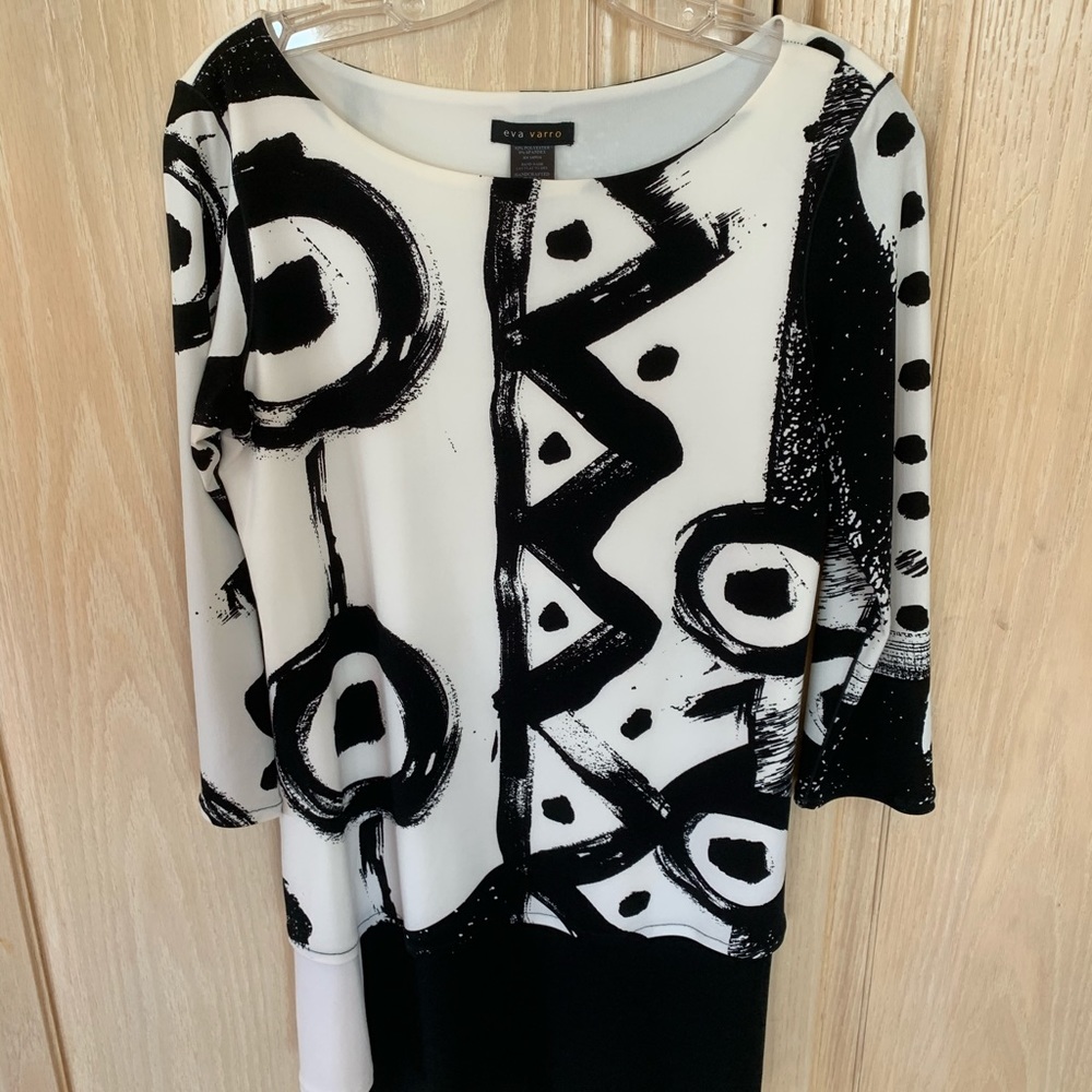 Eva Varro Abstract Black and White Dress